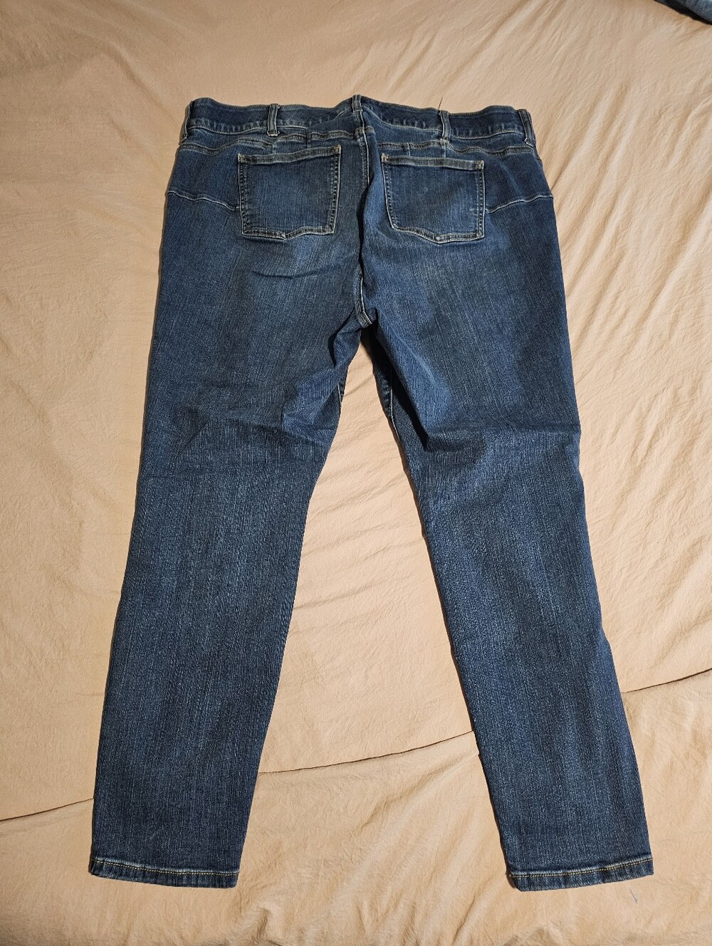 Bombshell Skinny Stretch Ripped Jeans - Picture 2 of 2